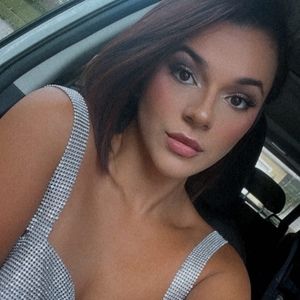 Meet your Posher, Jenn